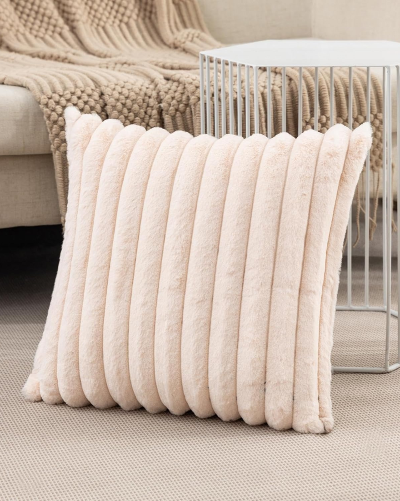 Luxe Nest - Saoel Cushion Kussen Met Elegante Ribbelontwerp